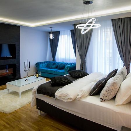 Apartment Exclusive And Studio 수보티차 외부 사진
