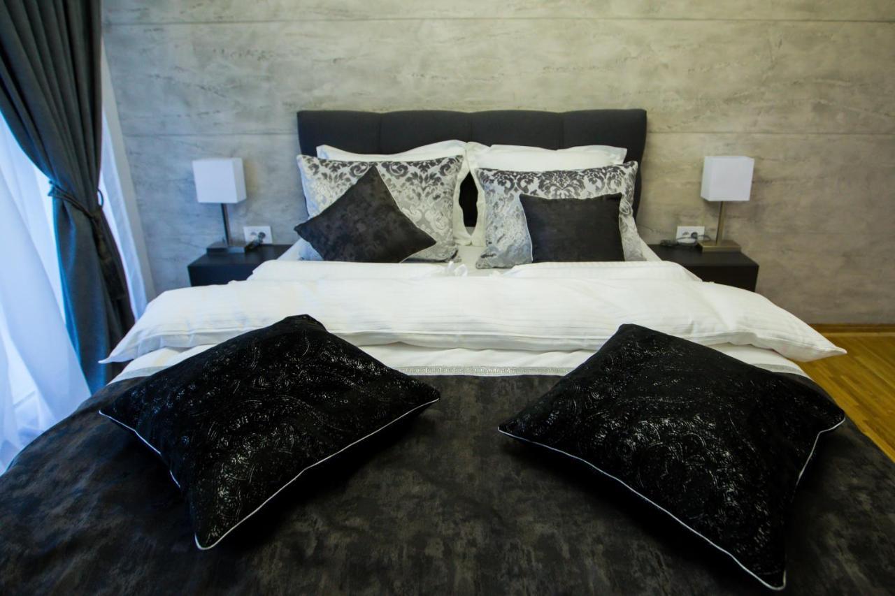Apartment Exclusive And Studio 수보티차 외부 사진