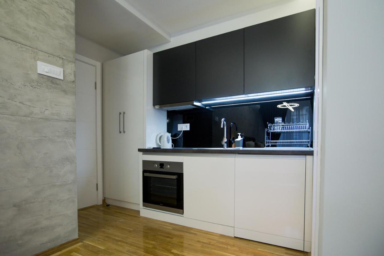 Apartment Exclusive And Studio 수보티차 외부 사진
