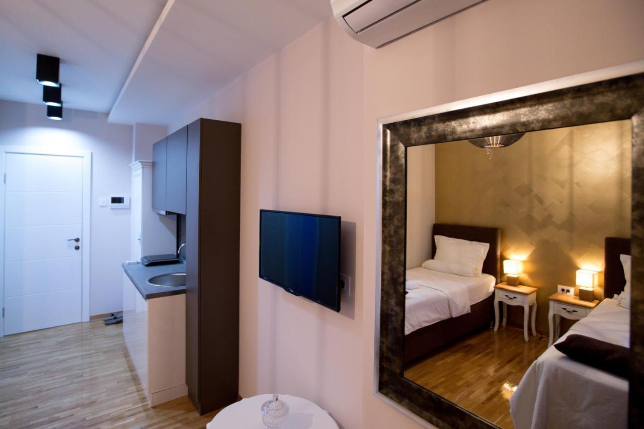 Apartment Exclusive And Studio 수보티차 외부 사진