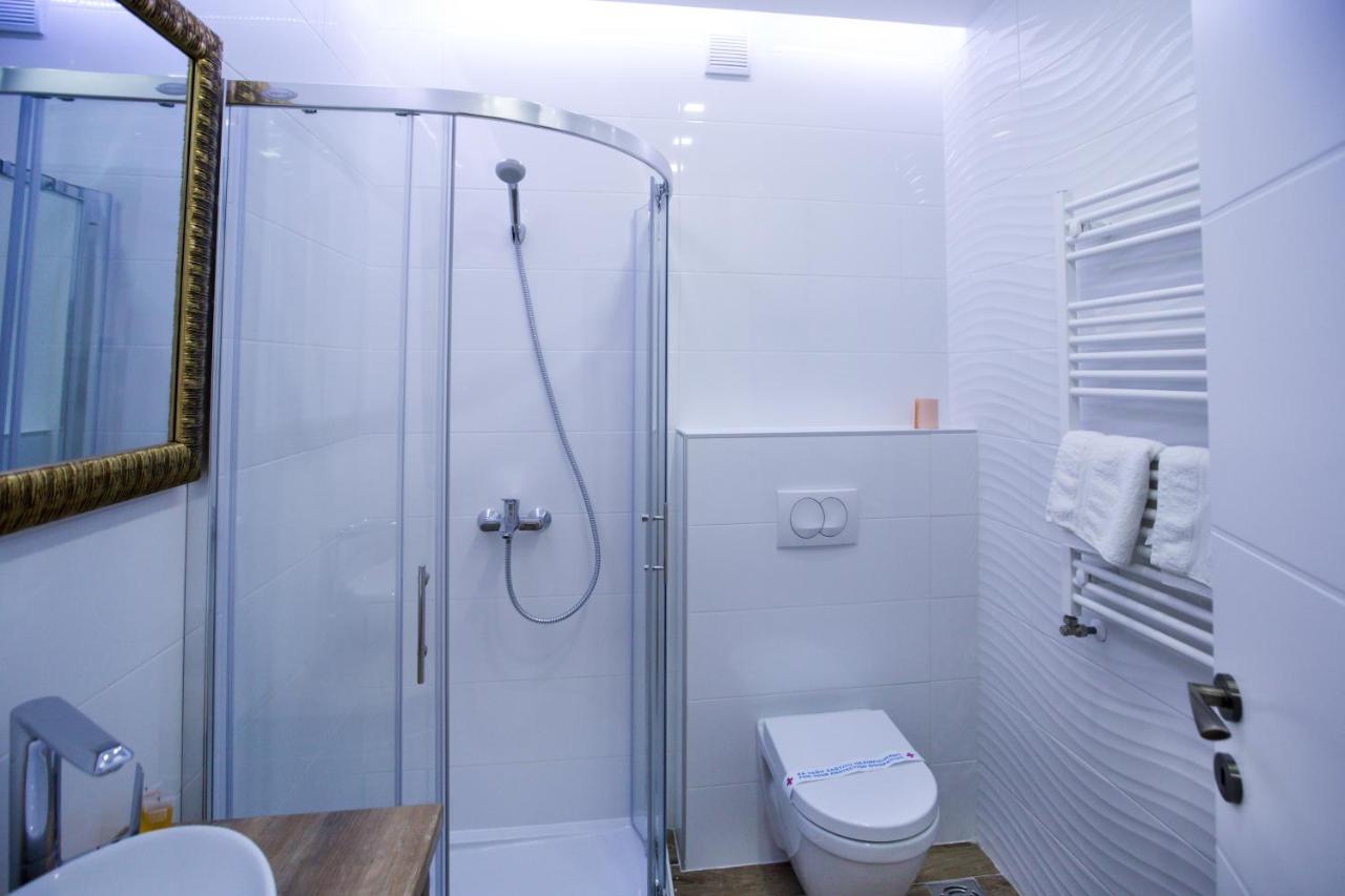 Apartment Exclusive And Studio 수보티차 외부 사진