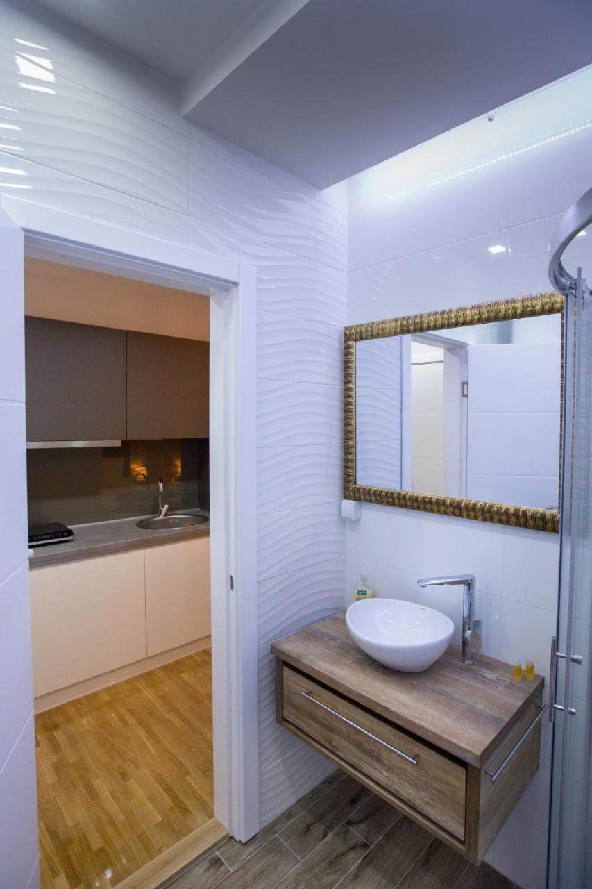 Apartment Exclusive And Studio 수보티차 외부 사진