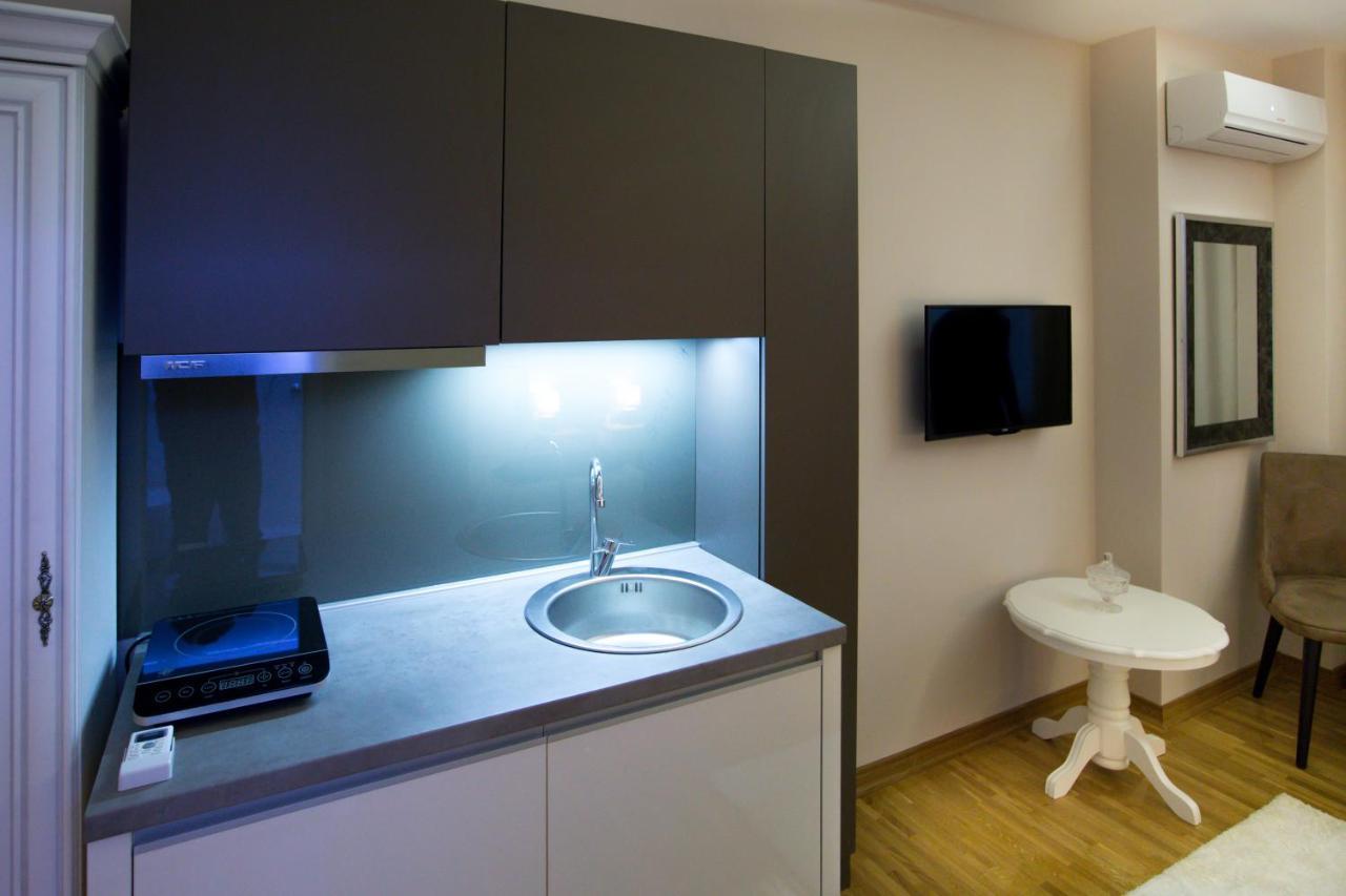 Apartment Exclusive And Studio 수보티차 외부 사진