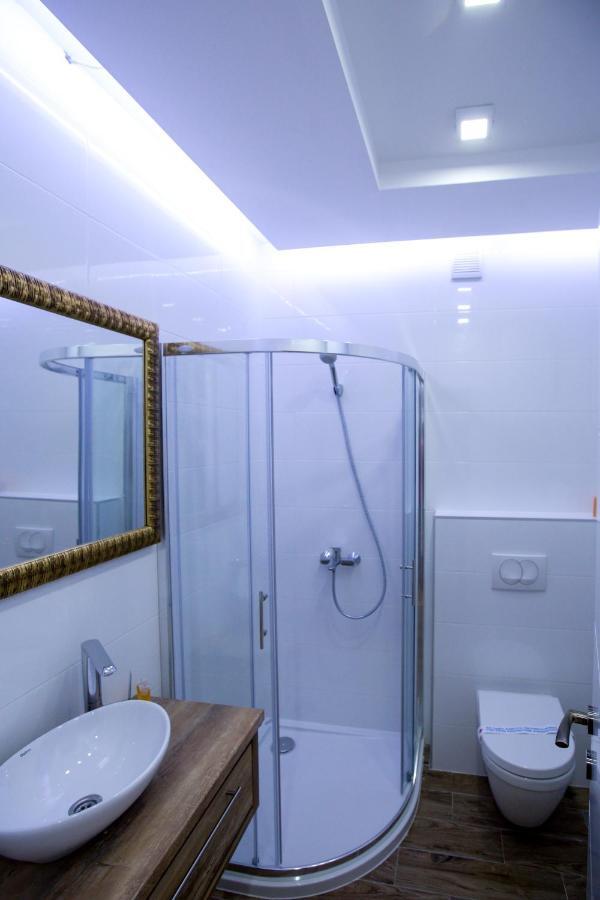 Apartment Exclusive And Studio 수보티차 외부 사진